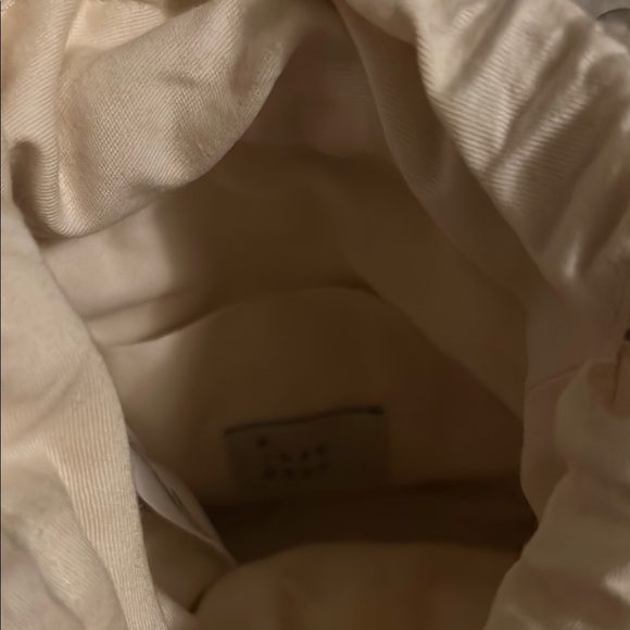 Elegant Pearl Beaded Handbag - Picture 2 of 3